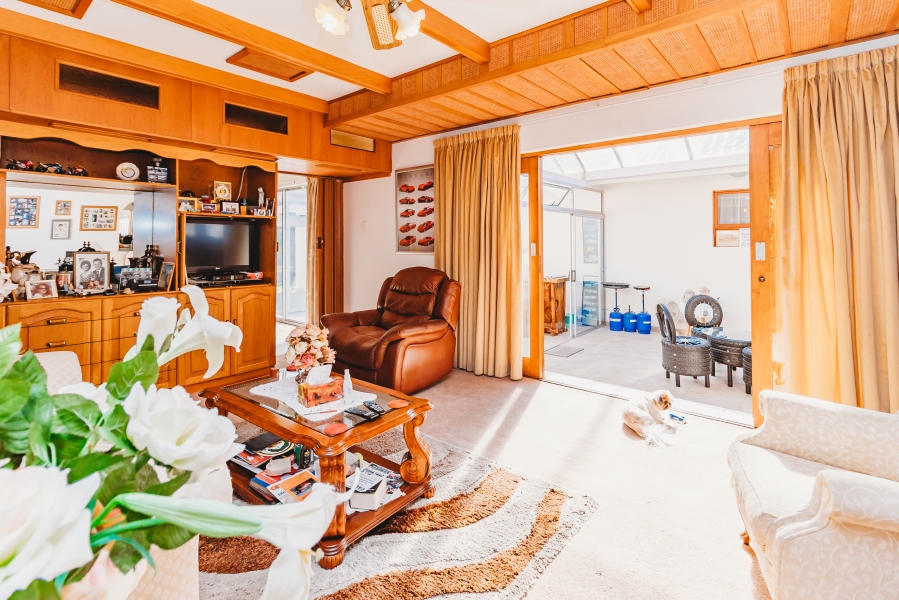 5 Bedroom Property for Sale in Heatherlands Western Cape
